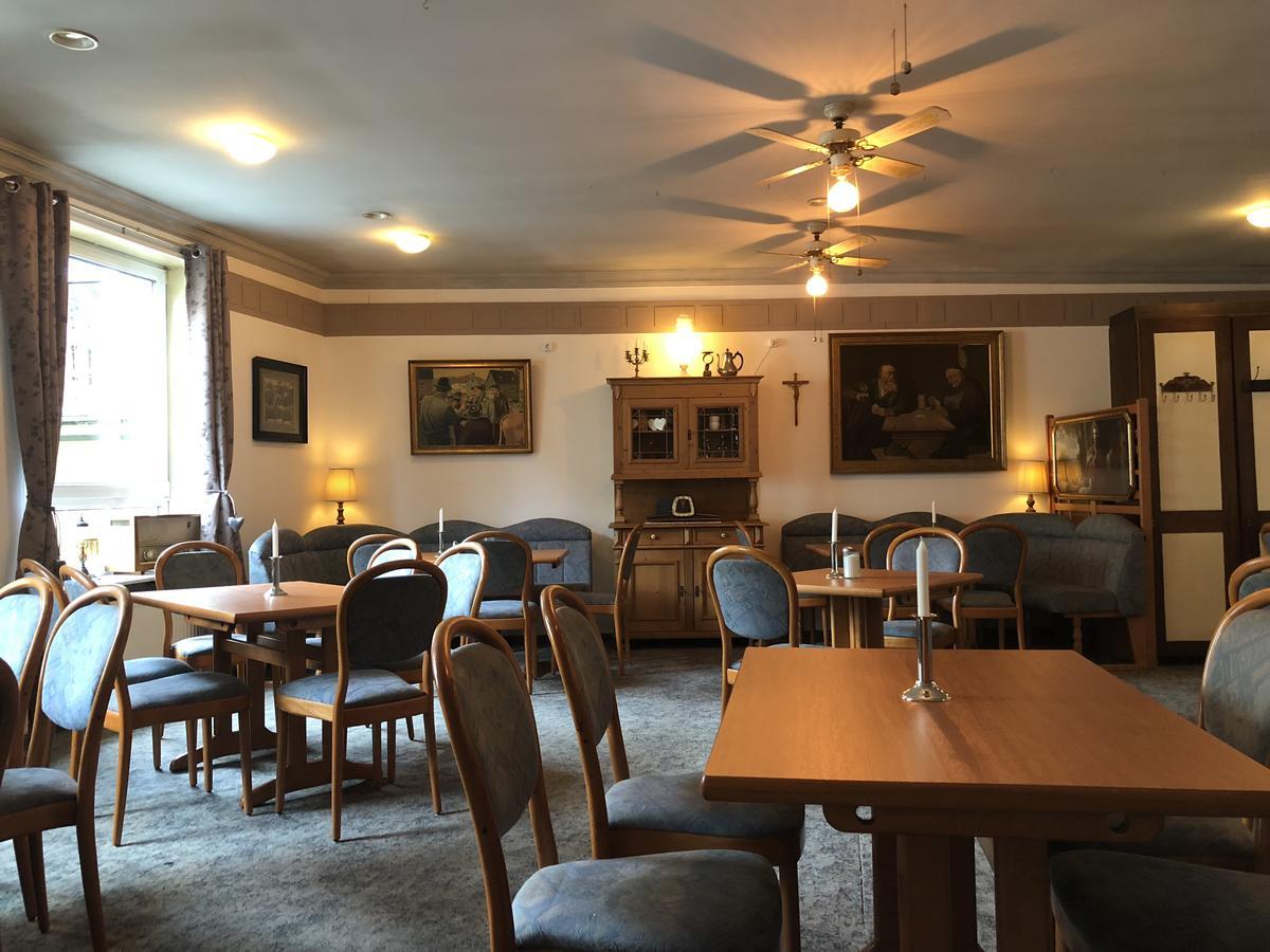 Hotel Restaurant Buergerstube Ulmen Ngoại thất bức ảnh